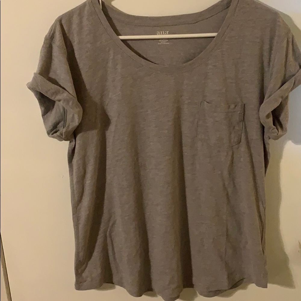 Gray tee